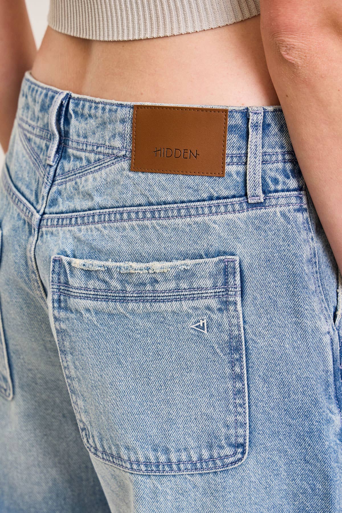 31” INSEAM BARREL FIT JEAN