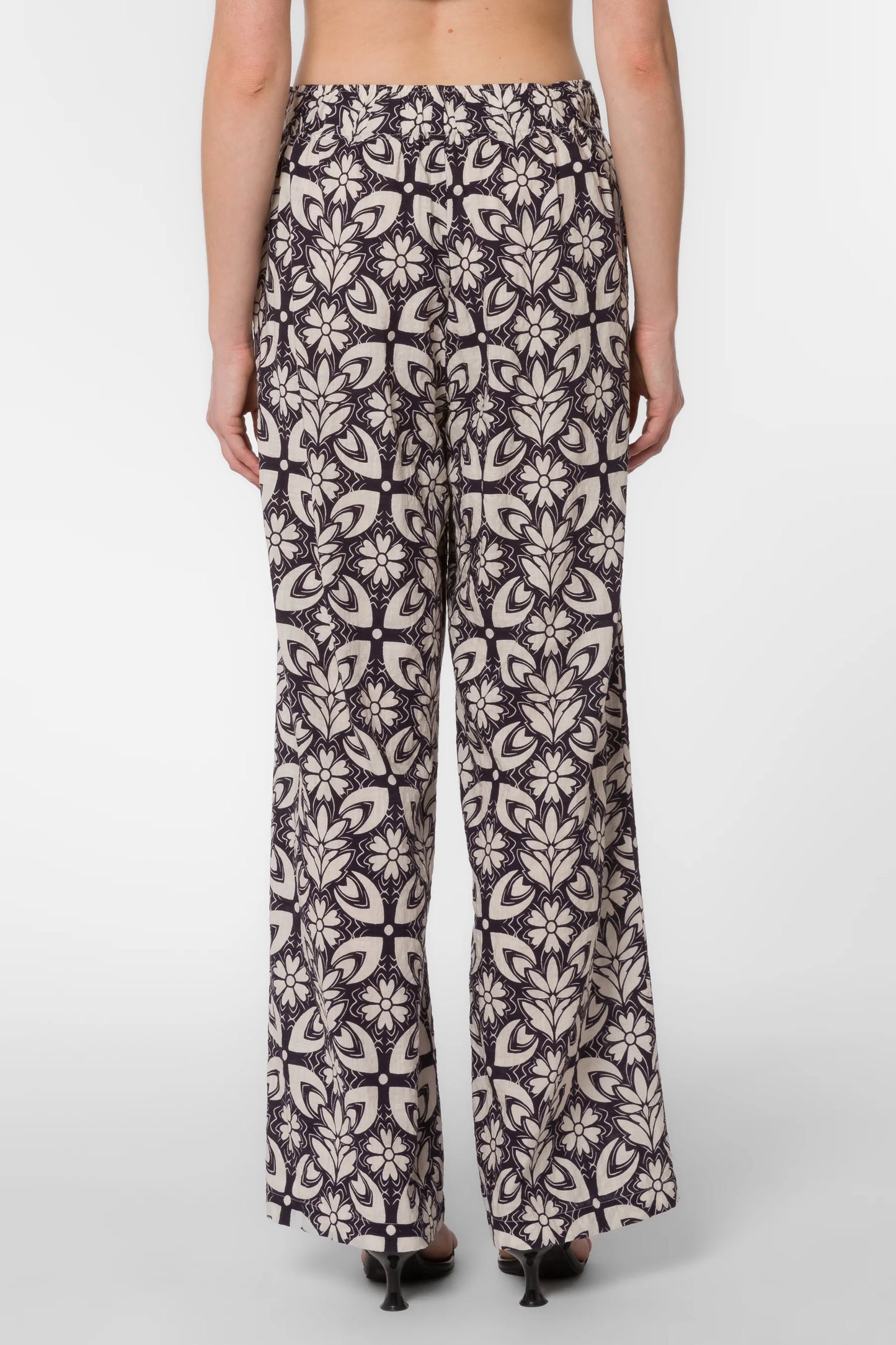 Keelin Wide Leg Pull On Pant