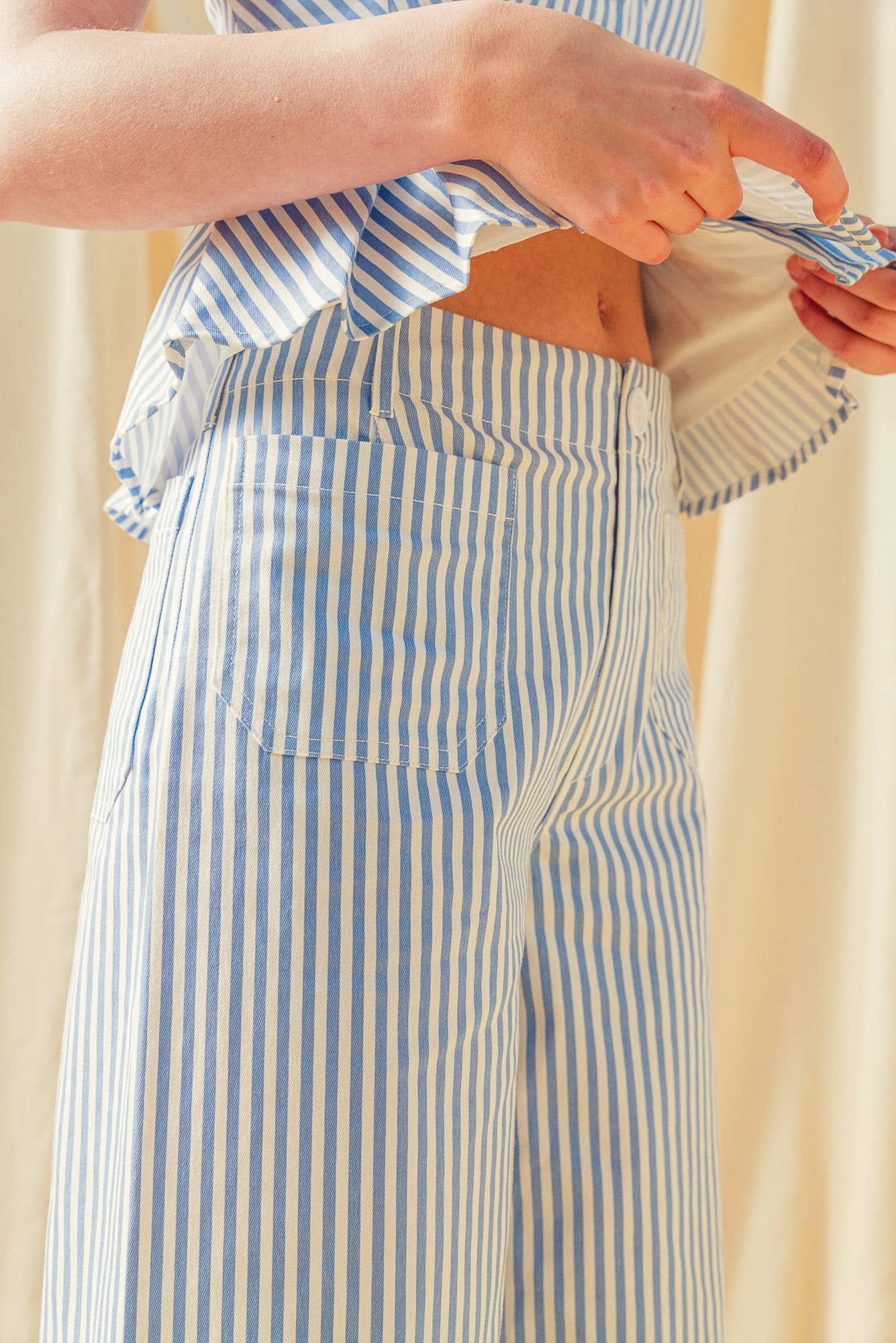 STRIPE FRONT POCKET PANTS