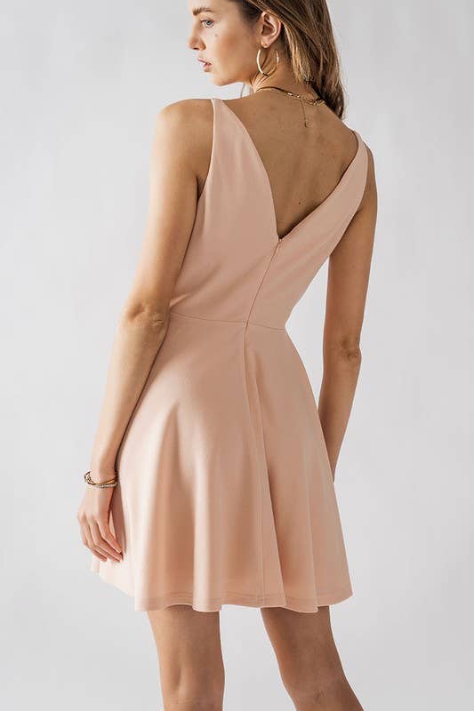 Bella Backless V Dress