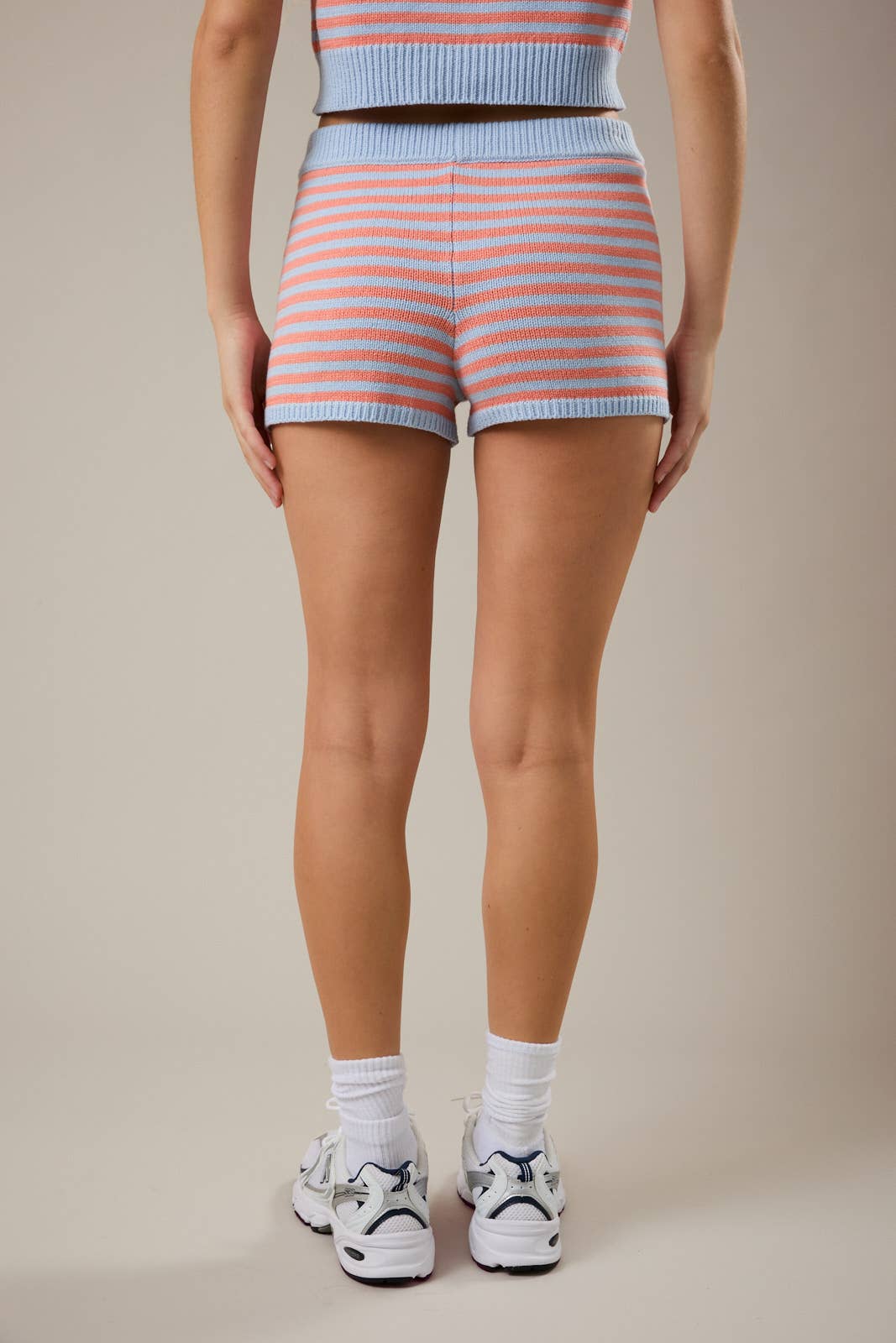 MID RISE STRIPE SWEATER SHORTS