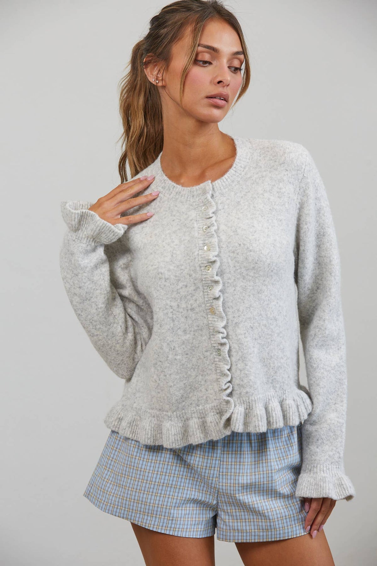 Ruffle Wave Button Knit Cardigan