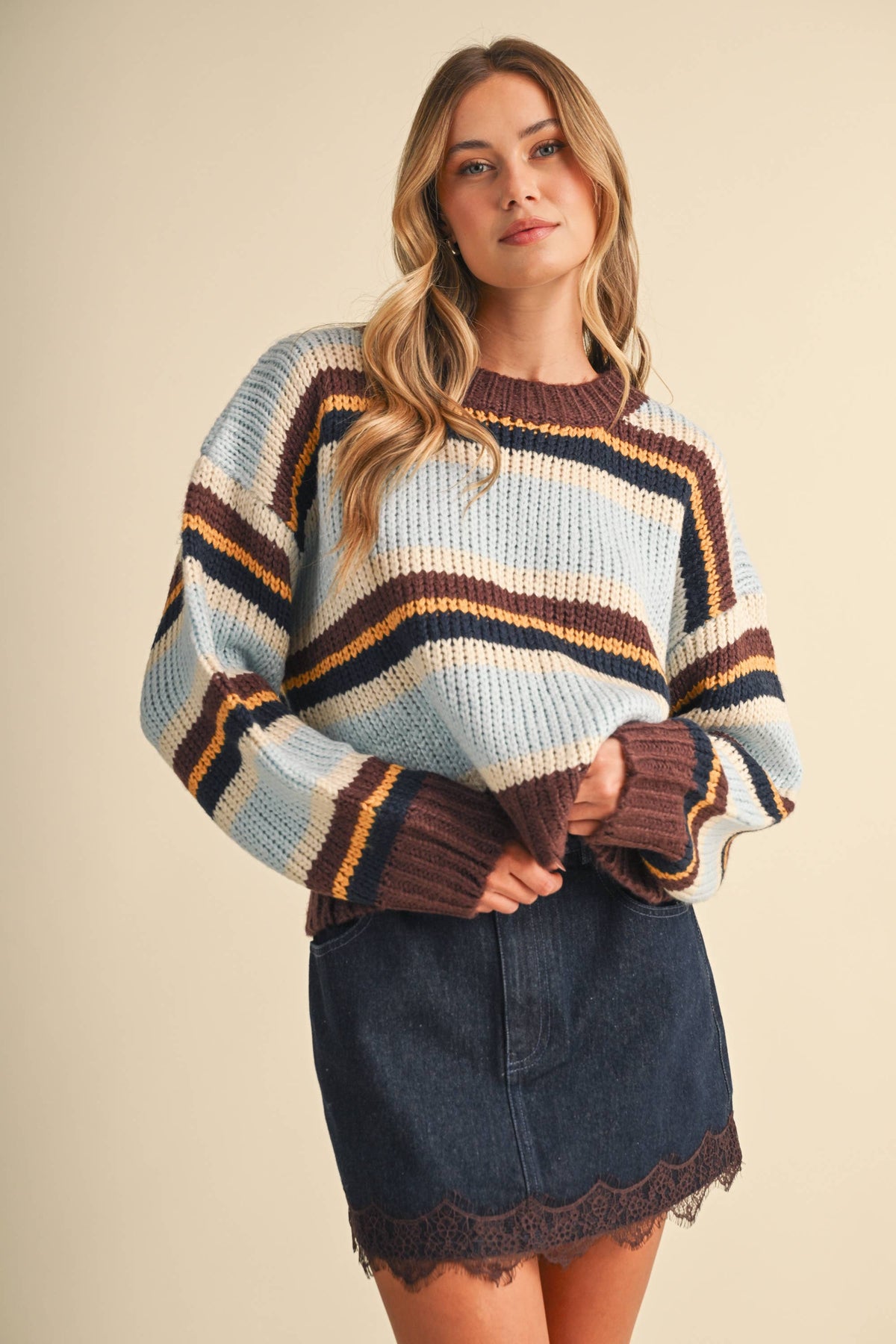 MULTI STRIPED SWEATER TOP