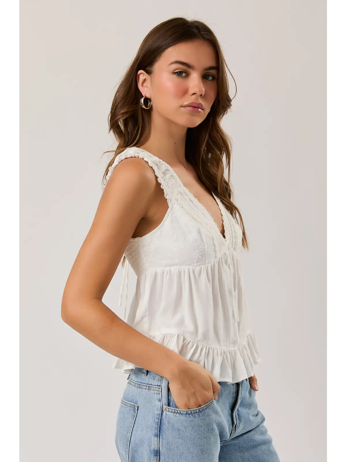 V-NECKLINE TOP WITH LACE TRIM