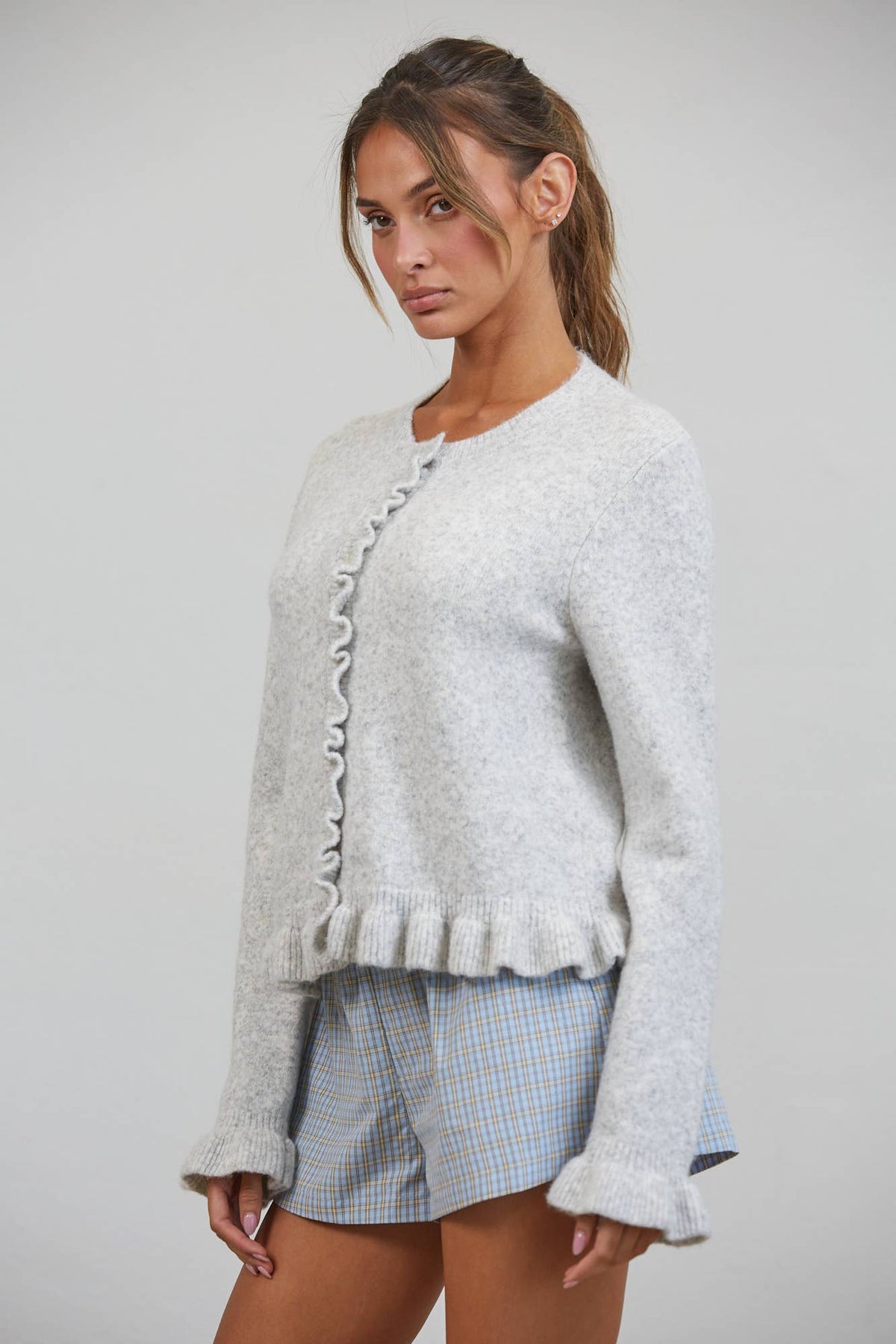 Ruffle Wave Button Knit Cardigan