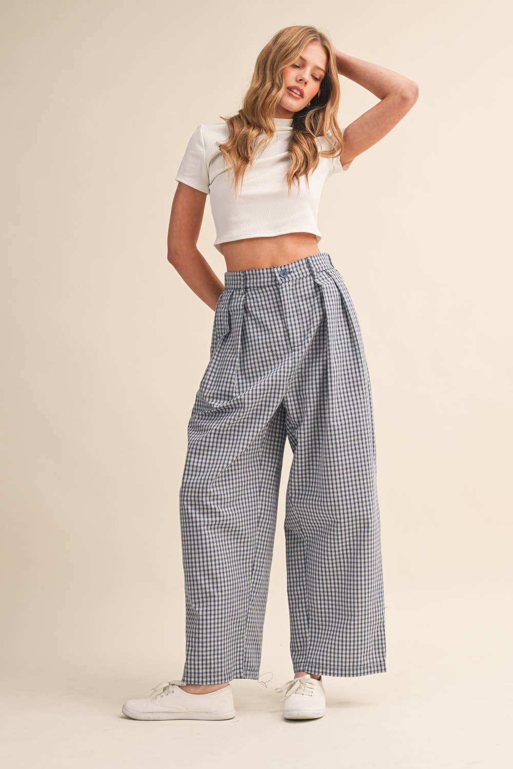 CHECK PATTERN PINTUCK PANTS