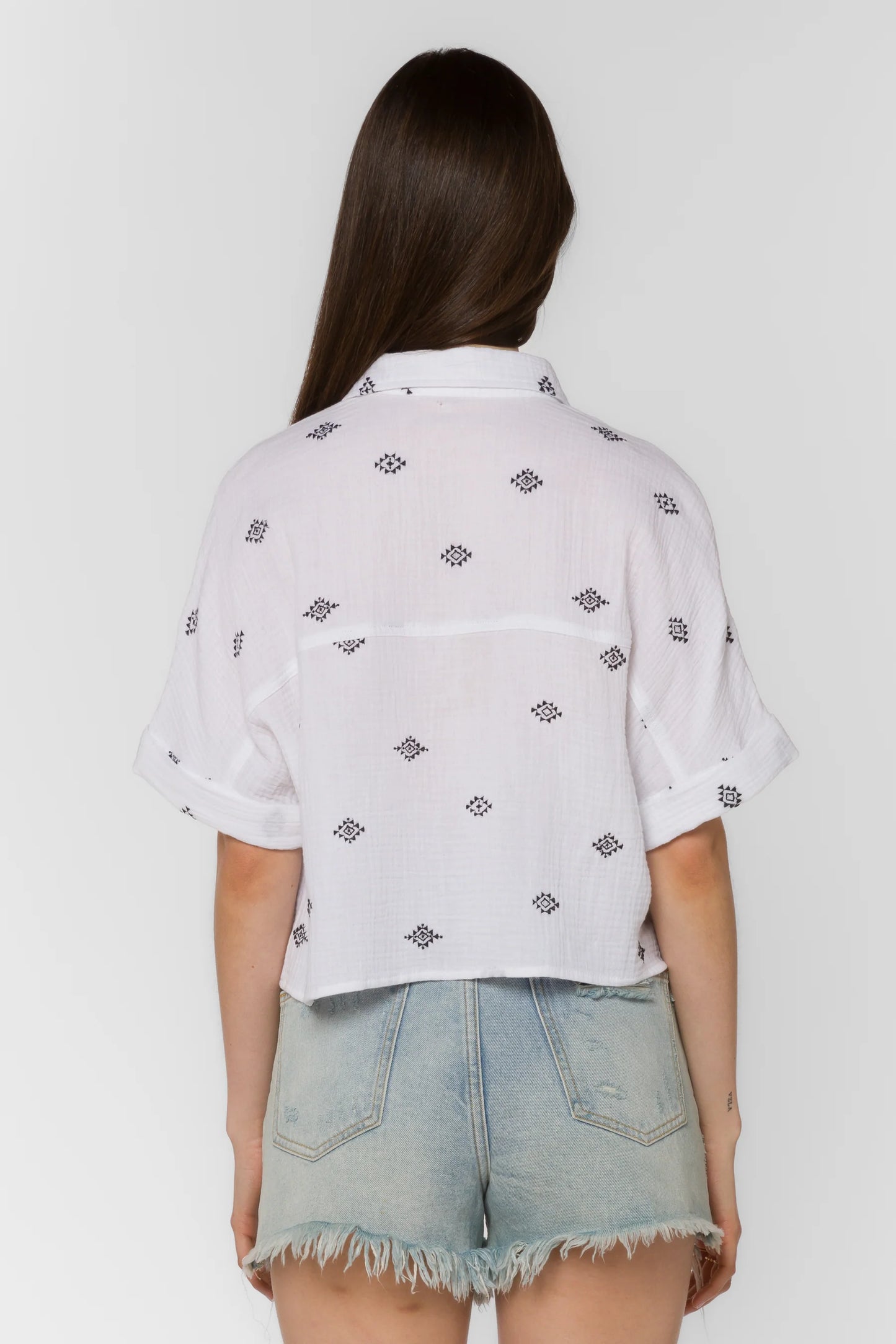 Trista Embroidered Short Sleeve Top