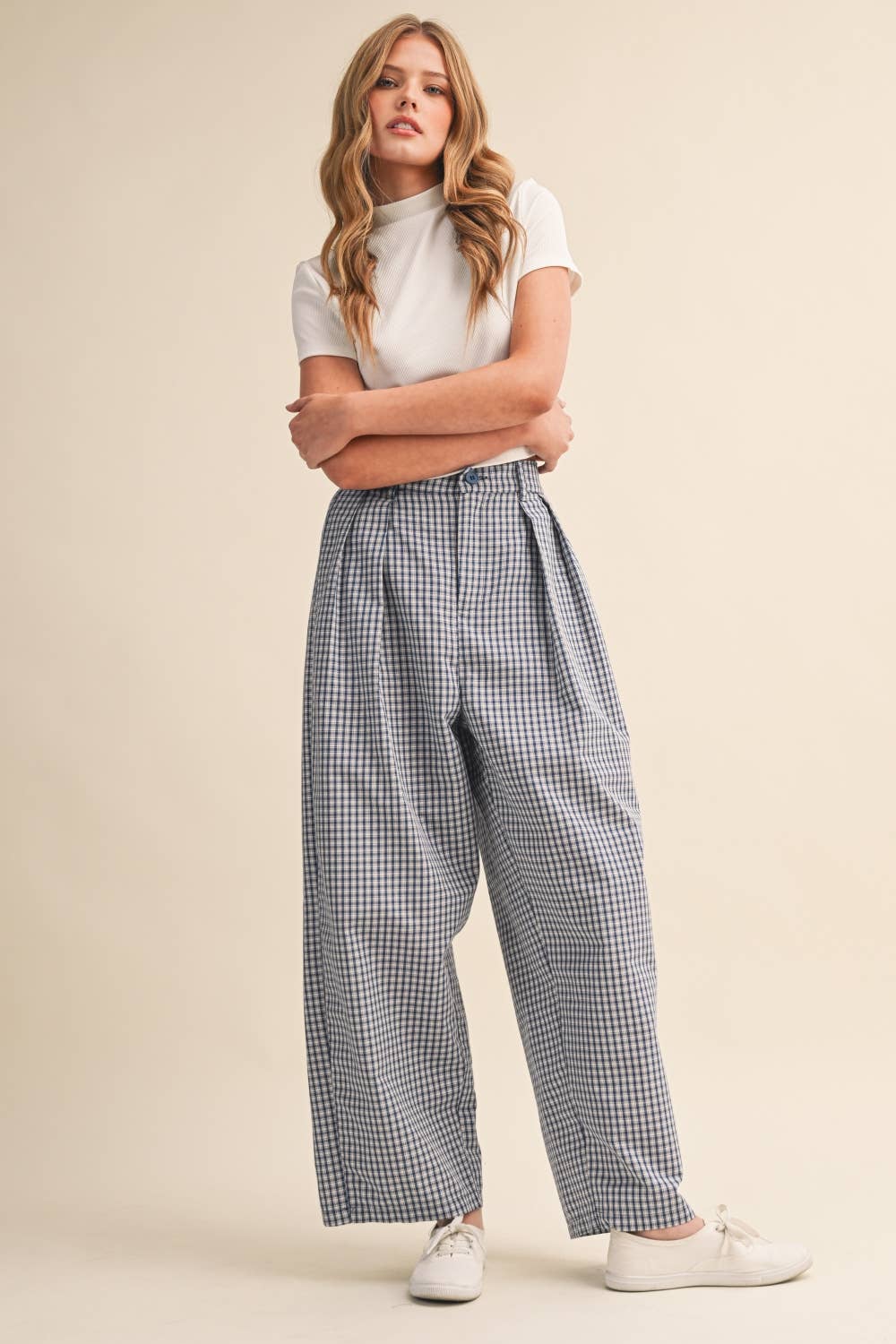 CHECK PATTERN PINTUCK PANTS