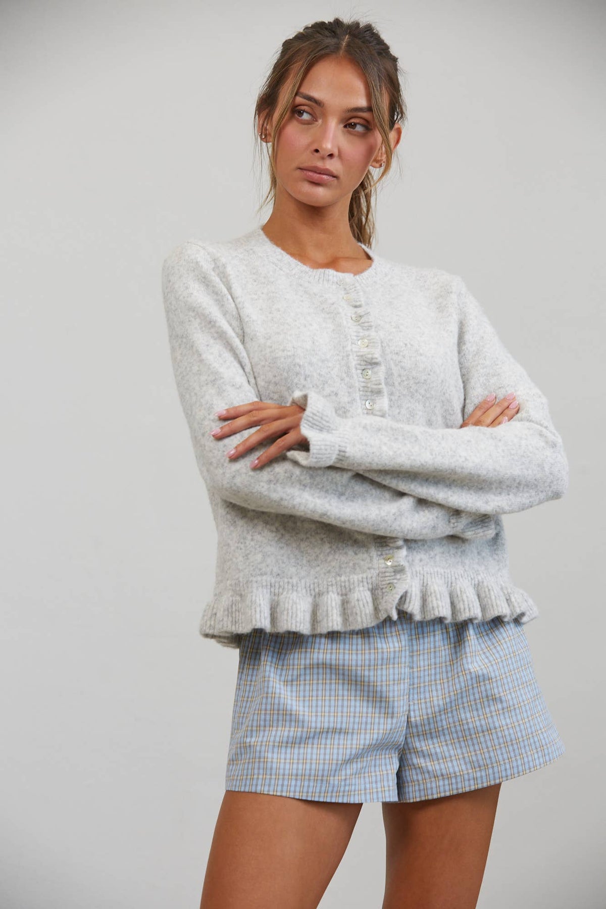 Ruffle Wave Button Knit Cardigan