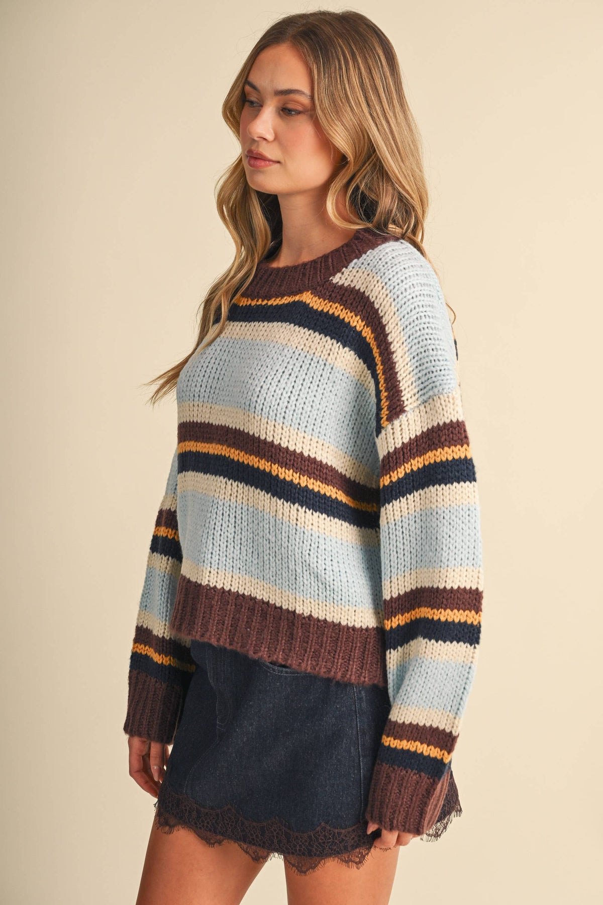 MULTI STRIPED SWEATER TOP