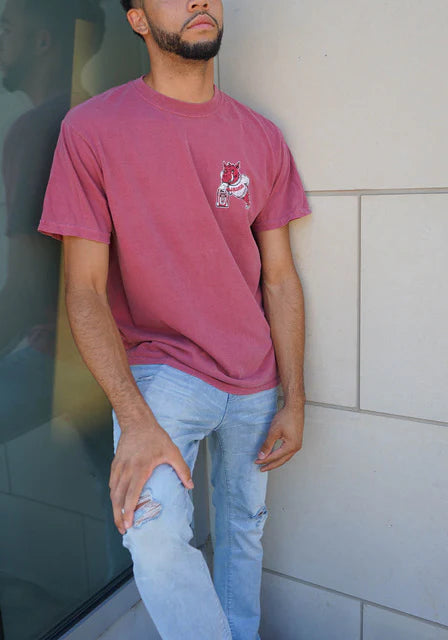 Hog Leaning On Jukebox Tee